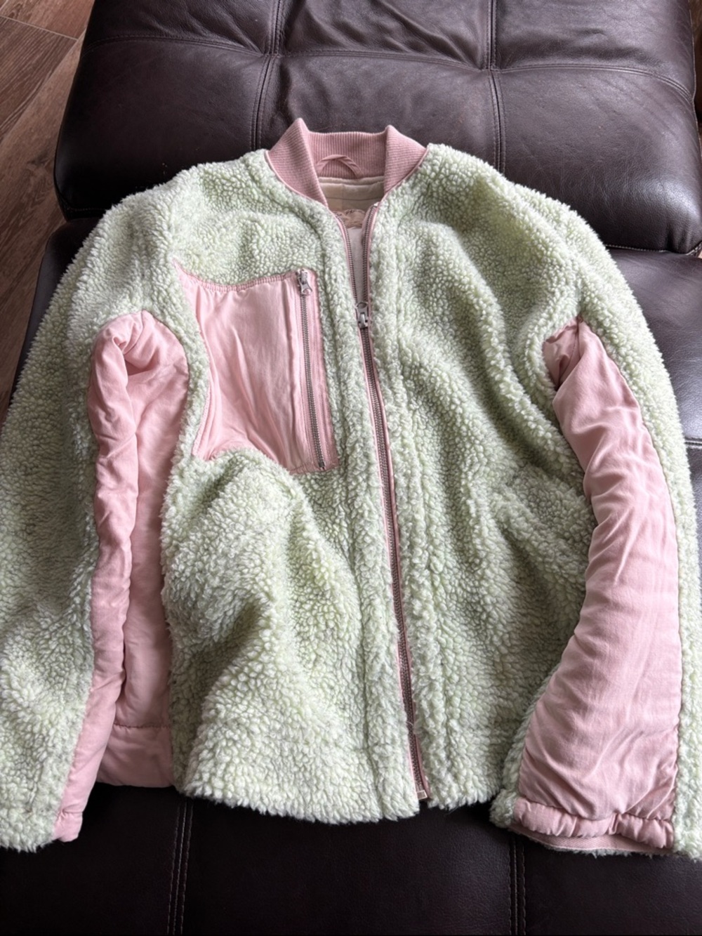 We The Free Sherpa Jacket in Pink /green   Size small